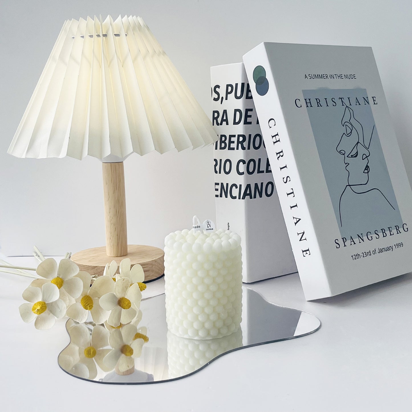 Nordic Bubble Ball Candle